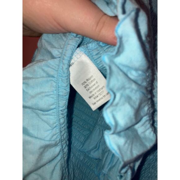 SO smocked light blue cropped lettuce hem tank top size large - Picture 2 of 5